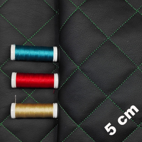 Simili cuir matelassé 5X5 cm, 540 g/m², largeur 145 cm, noir avec fil verte