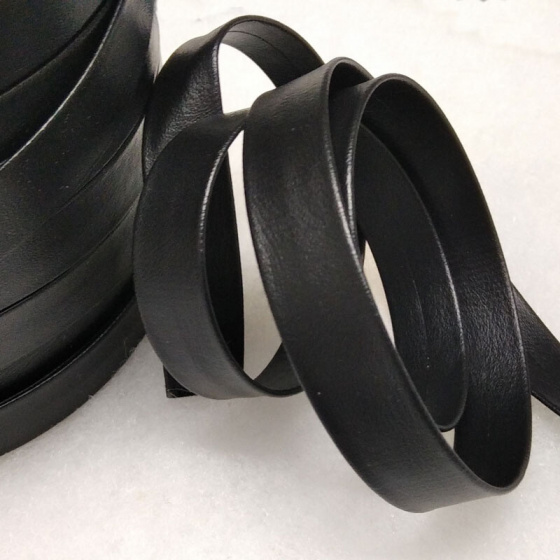 Biais replié simili cuir 15 mm couleur noir 332