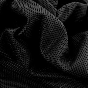 Tissu filet mesh, 100% polyester, couleur noir petite maille 2x2 mm.